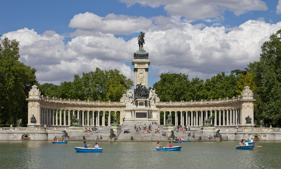 Monumento a Alfonso XII de España en los Jardines del Retiro   04 (1)